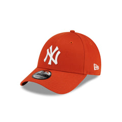 New York Yankees Side Patch Bright Red 9FORTY Adjustable Hat
