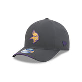 Minnesota Vikings 2026 Sideline Cold Weather 9FORTY M-Crown Snapback Hat