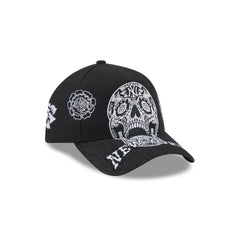 New York Yankees Day of the Dead Skull 9FORTY A-Frame Snapback Hat