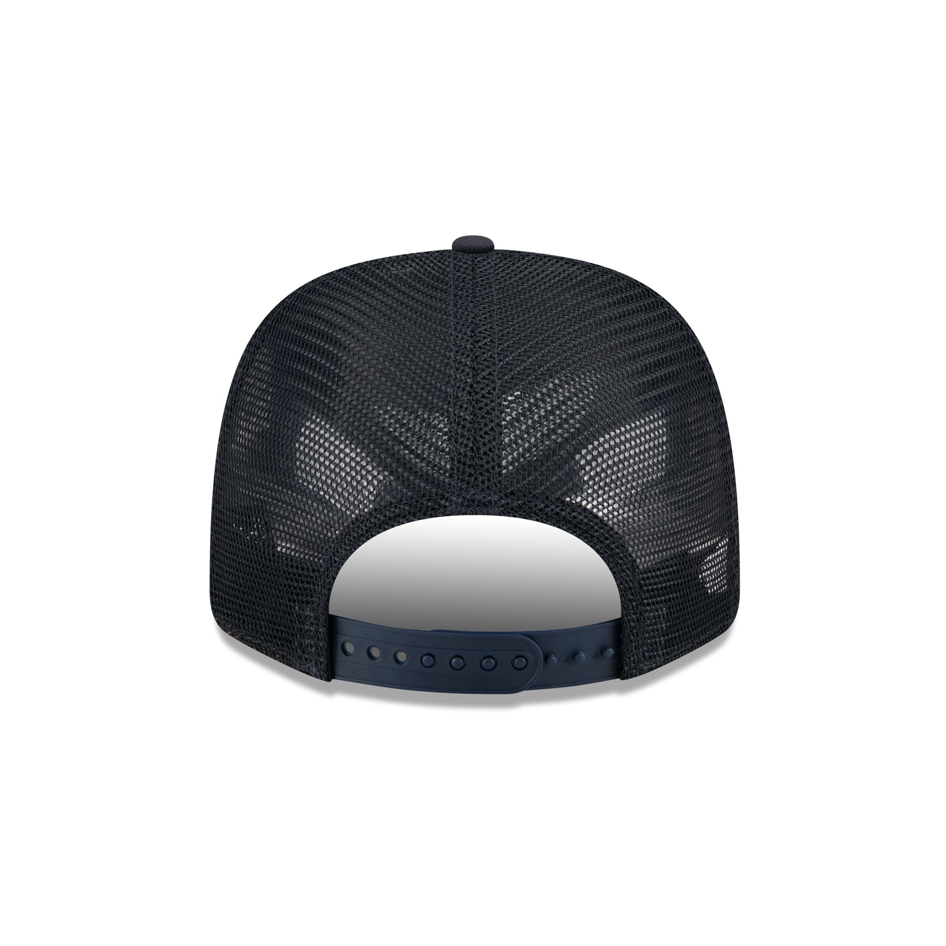 Connecticut Huskies Simple 9SEVENTY Trucker Hat