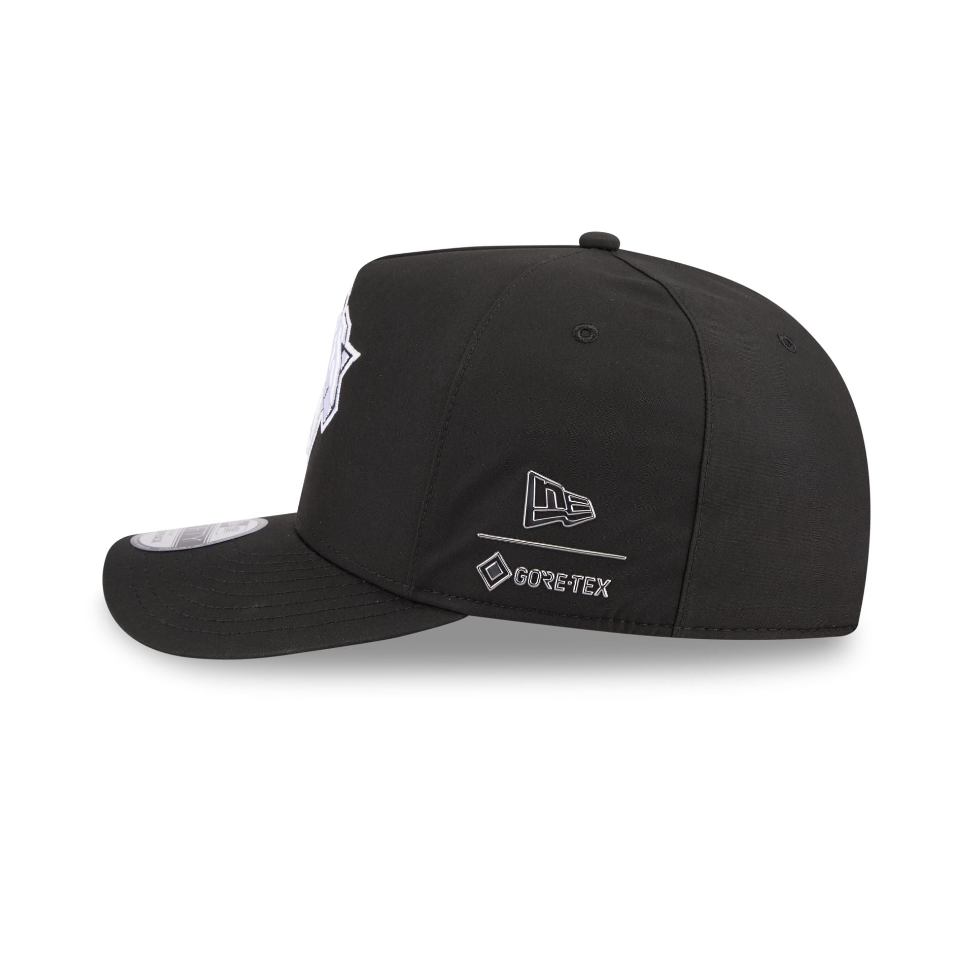 New York Knicks GORE-TEX Black 9FIFTY A-Frame Snapback Hat