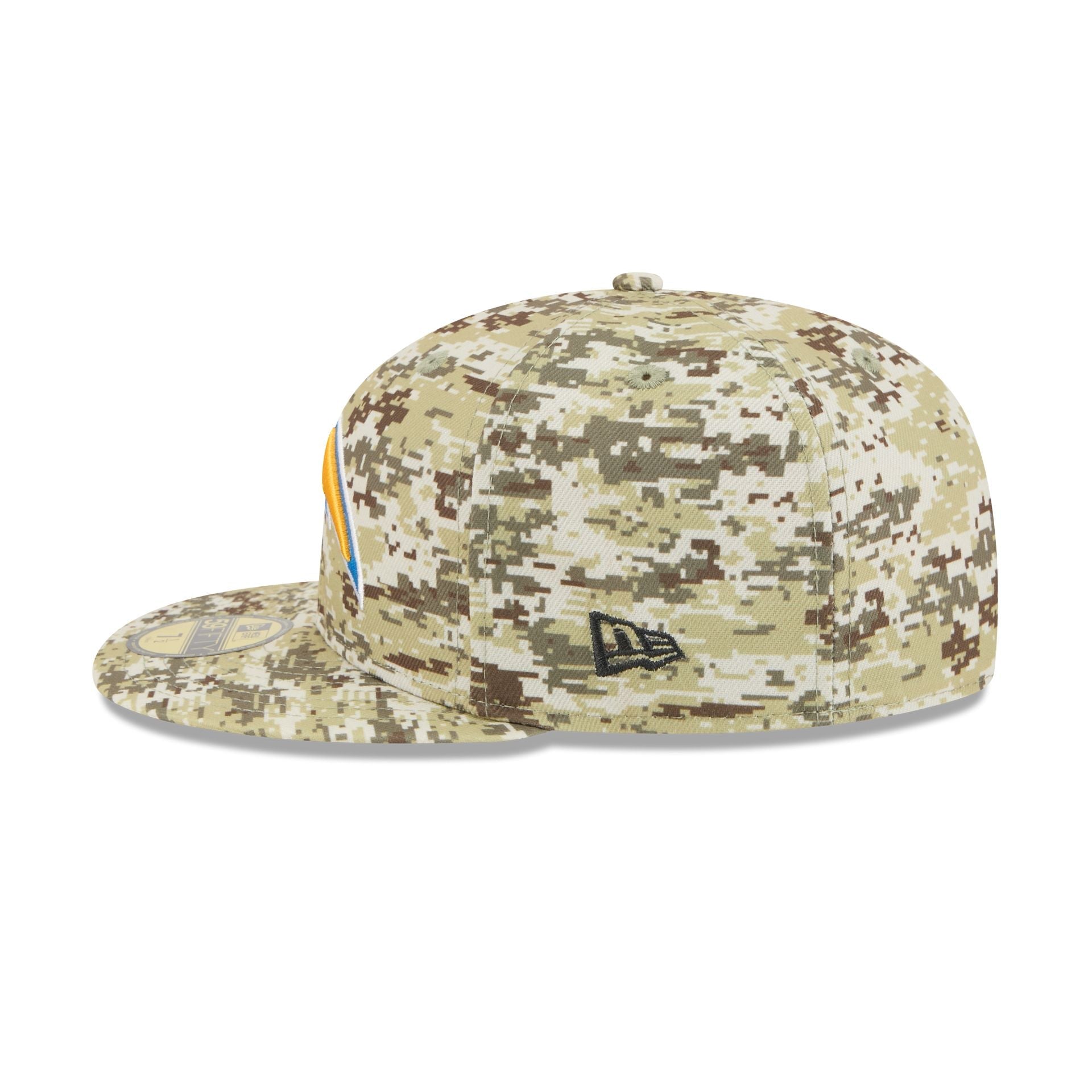 Los Angeles Chargers 2025 Salute to Service Fan Gear 59FIFTY Fitted Hat