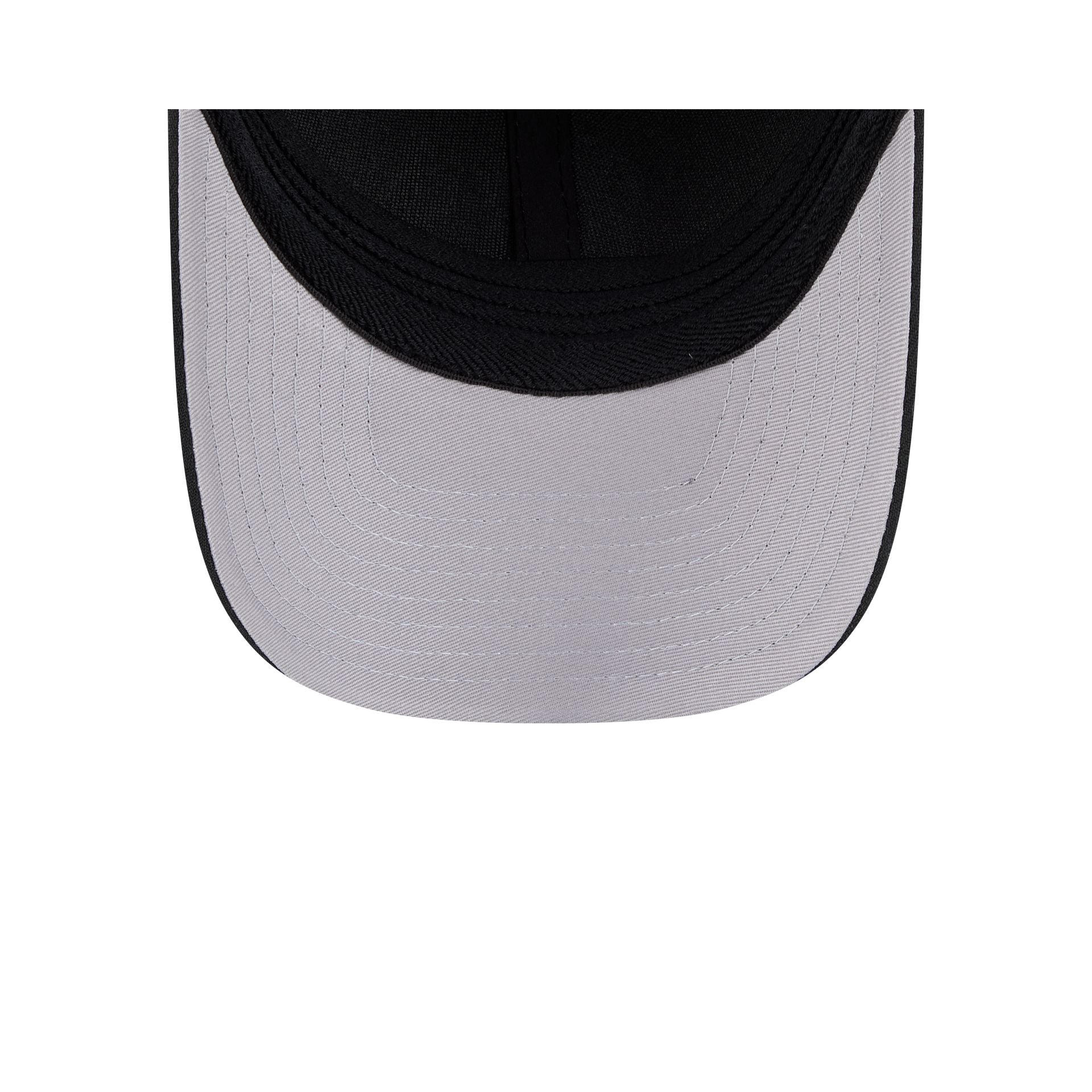 Athletics Black and White 39THIRTY M-Crown Stretch Fit Hat