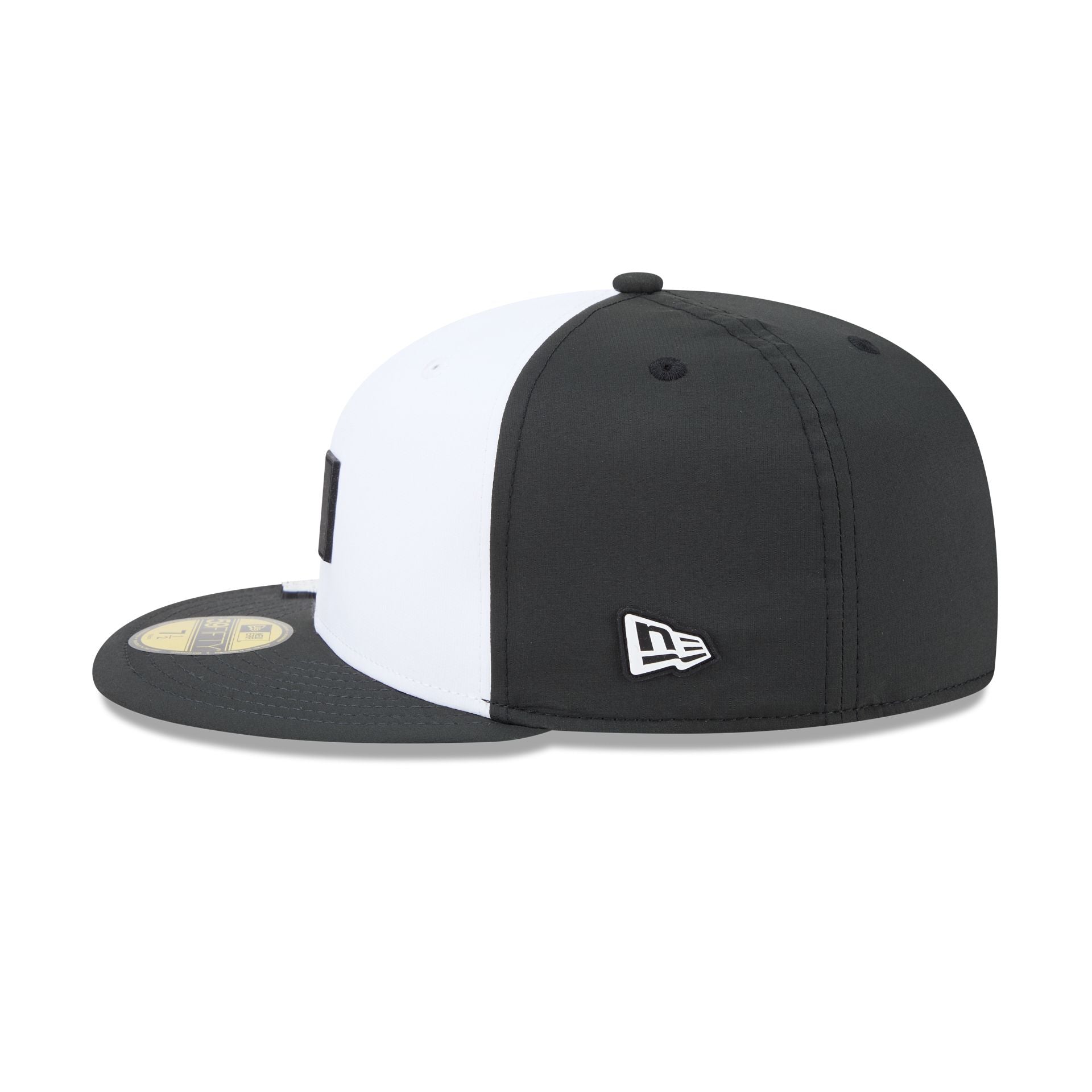 Detroit Tigers 2026 Clubhouse Black & White 59FIFTY Fitted Hat