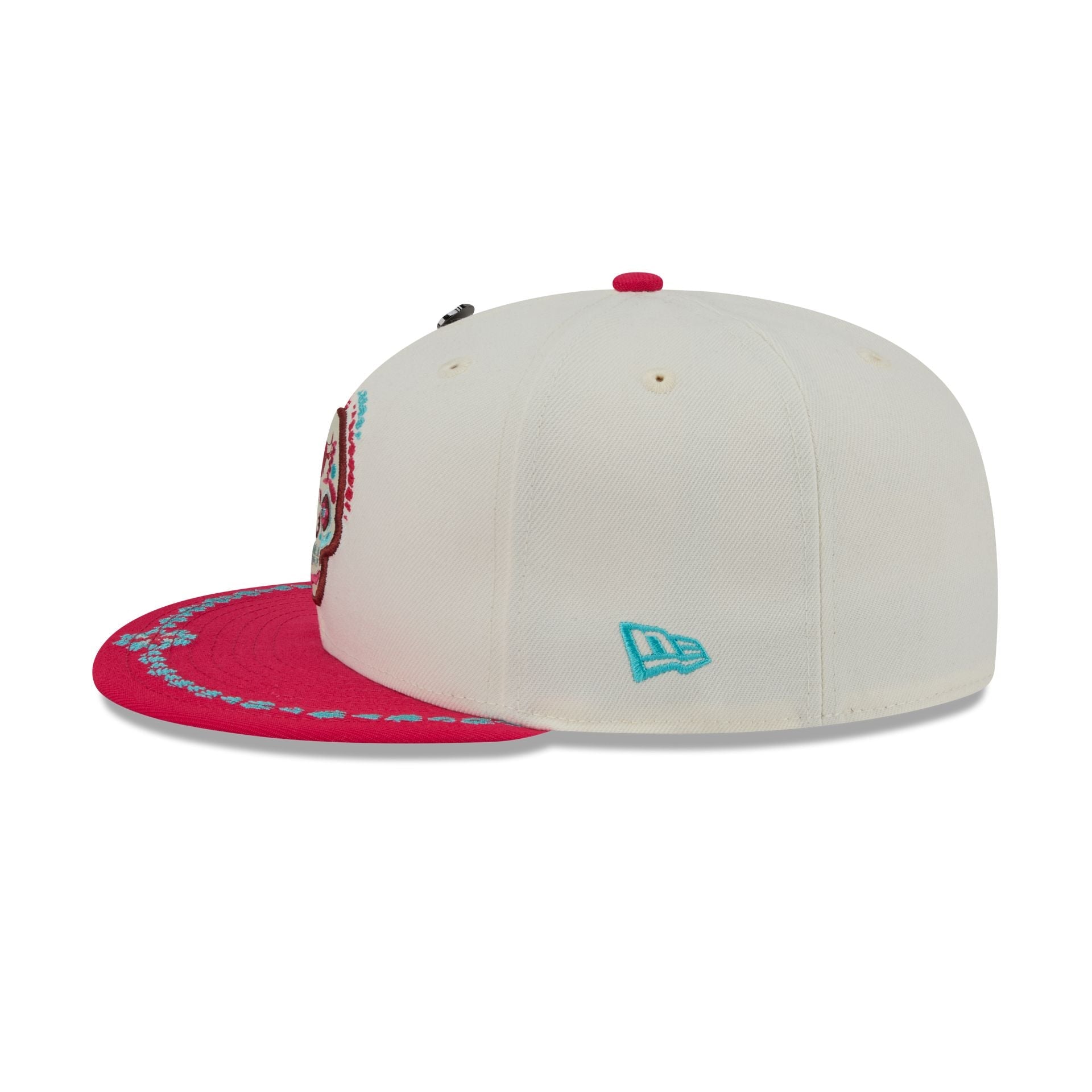 Chicago Bulls Day of the Dead Chrome White 59FIFTY Fitted Hat