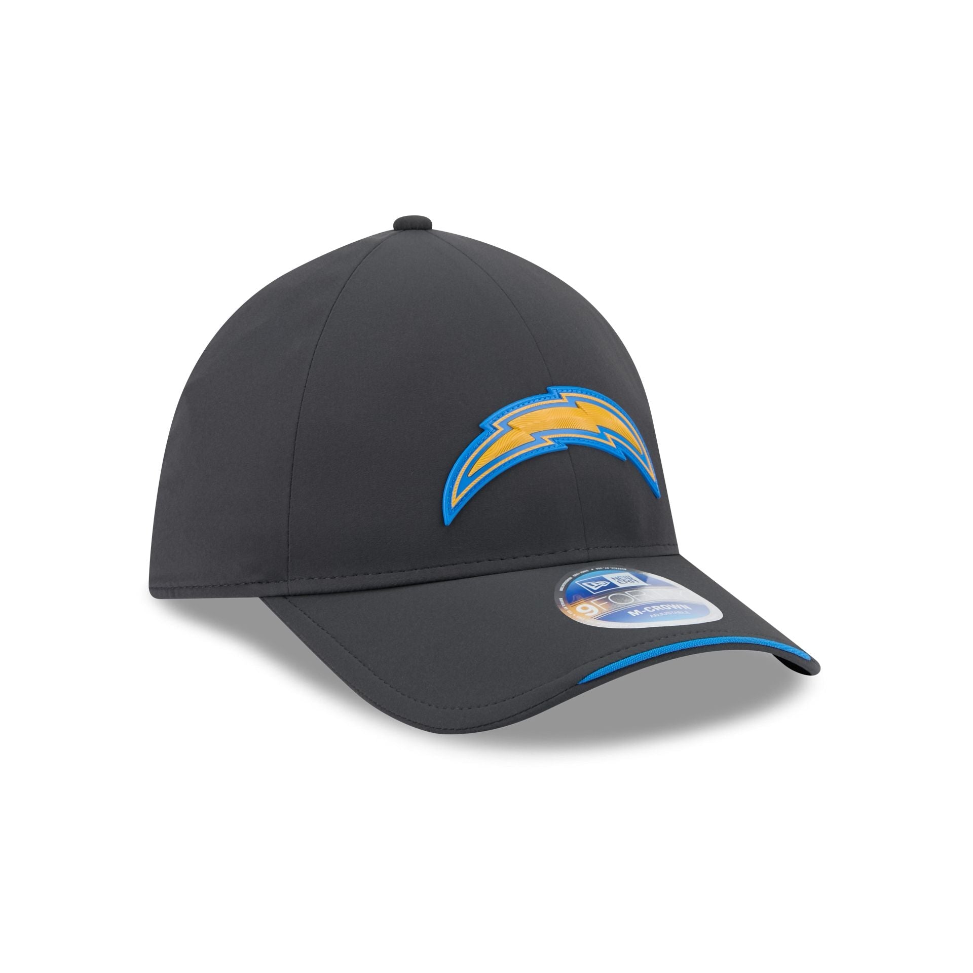 Los Angeles Chargers 2026 Sideline Cold Weather 9FORTY M-Crown Snapback Hat