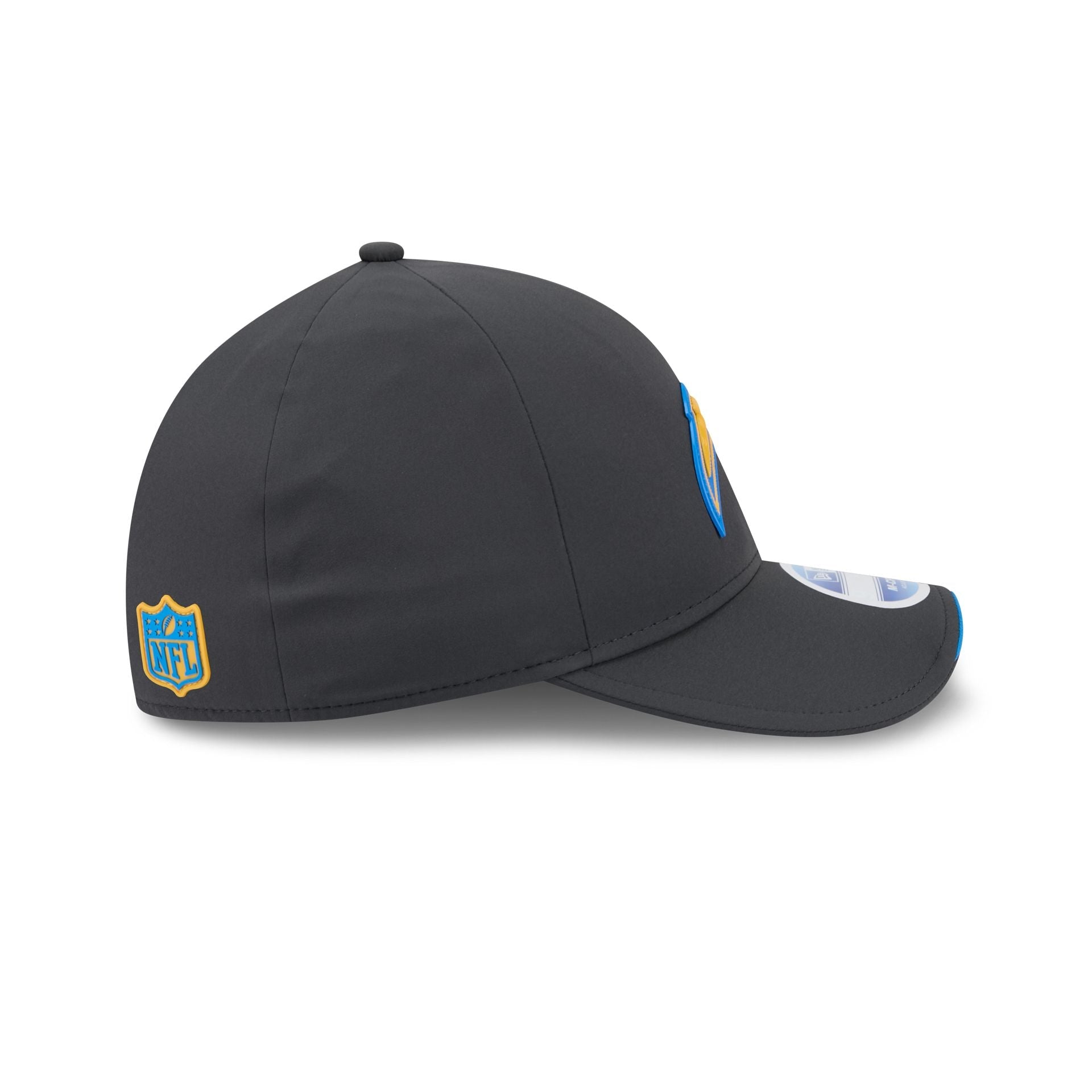 Los Angeles Chargers 2026 Sideline Cold Weather 9FORTY M-Crown Snapback Hat
