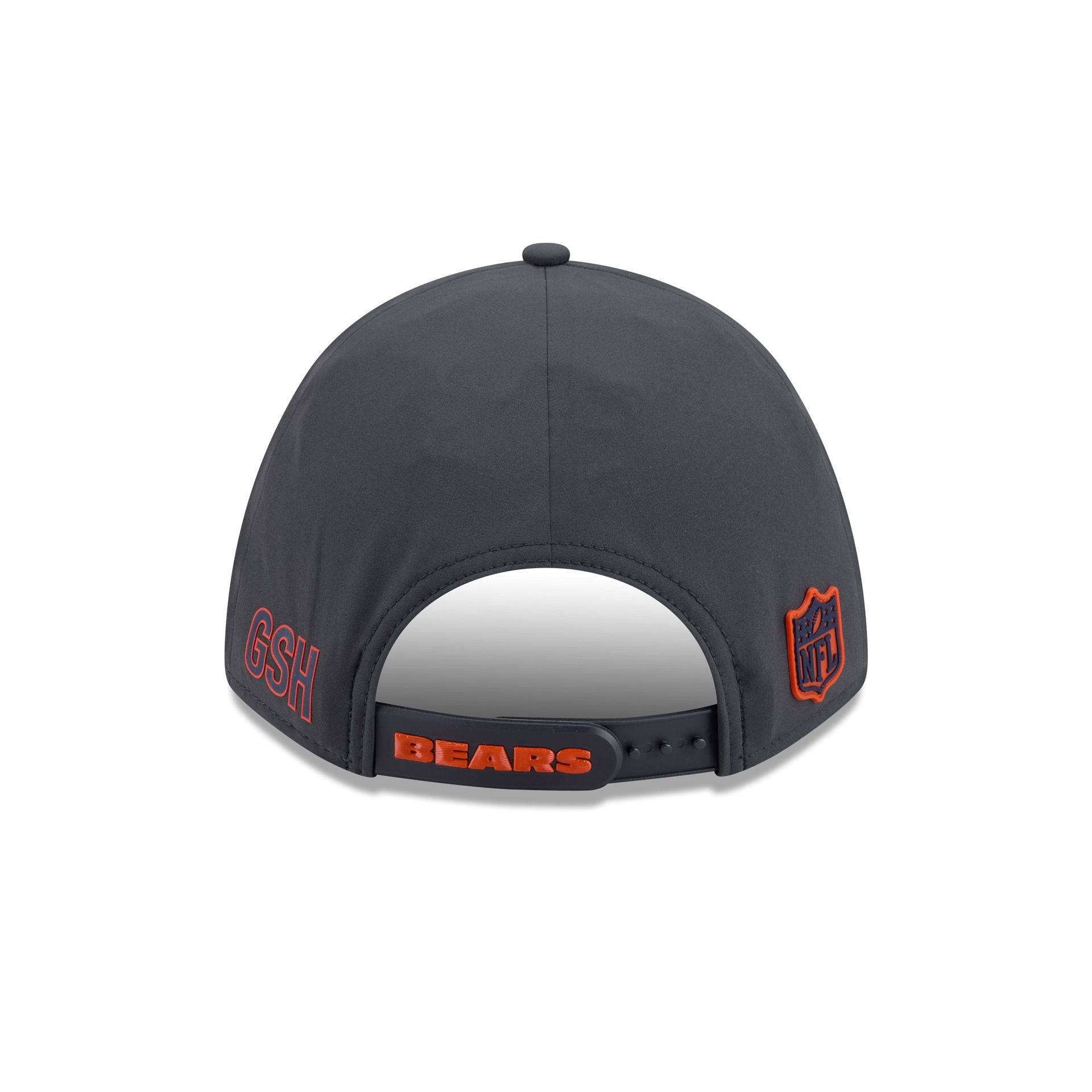 Chicago Bears 2026 Sideline Cold Weather 9FORTY M-Crown Snapback Hat
