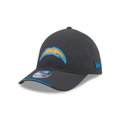 Los Angeles Chargers 2026 Sideline Cold Weather 39THIRTY M-Crown Stretch Fit Hat