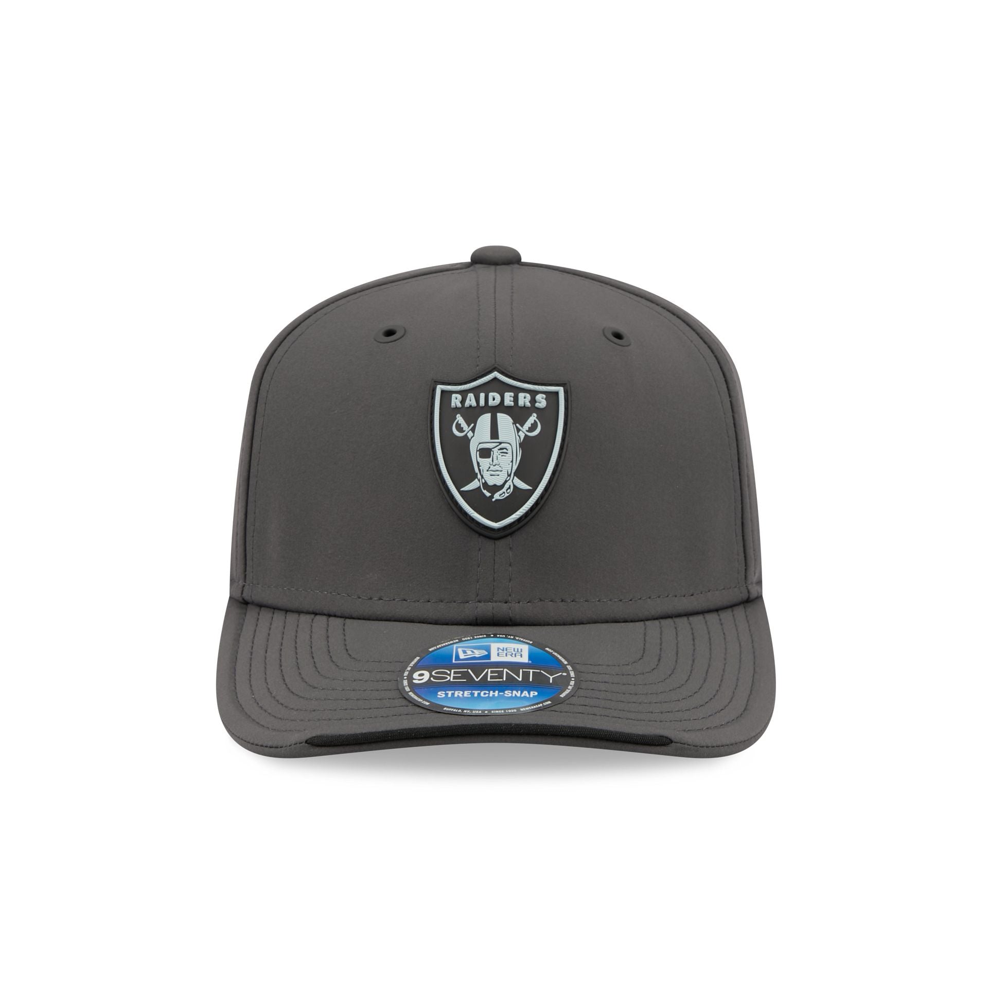 Las Vegas Raiders 2026 Sideline Cold Weather 9SEVENTY Stretch-Snap Hat