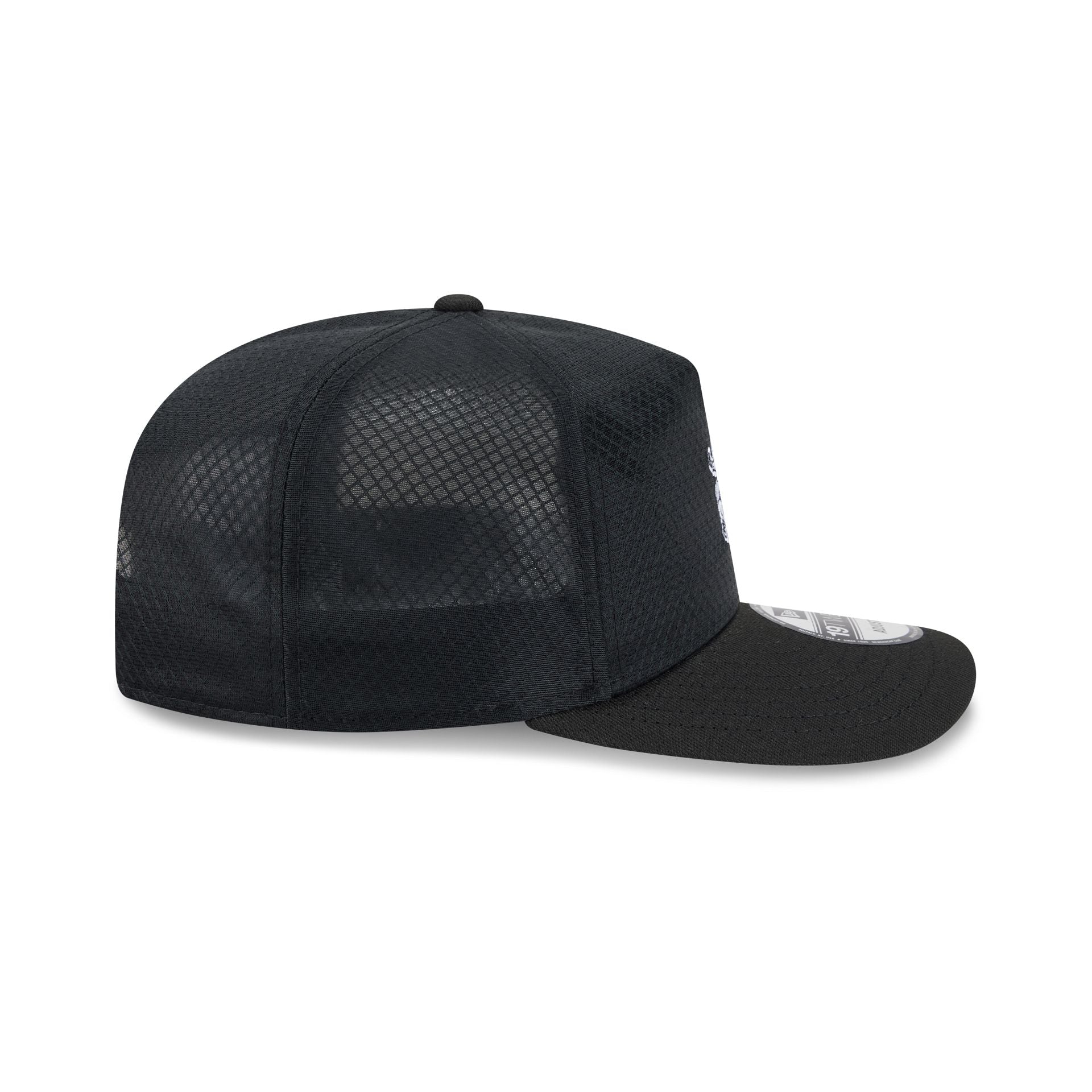 Boston Celtics Black & White Mesh 19TWENTY Trucker Hat