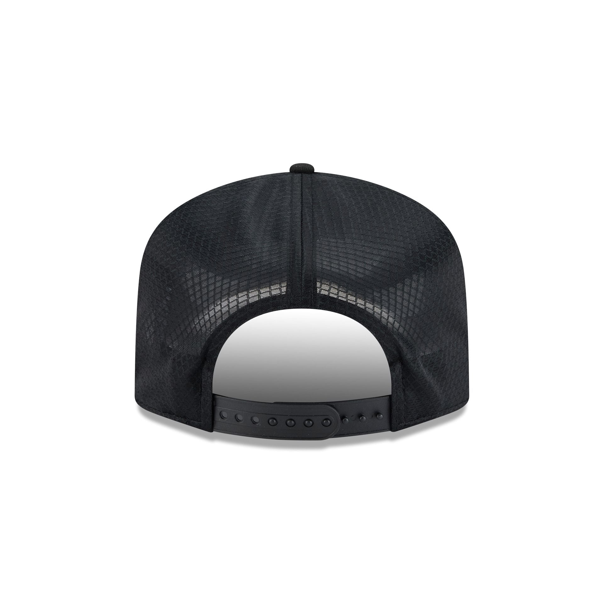 Atlanta Hawks Black & White Mesh 19TWENTY Trucker Hat