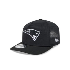 New England Patriots Black & White Mesh 19TWENTY Trucker Hat