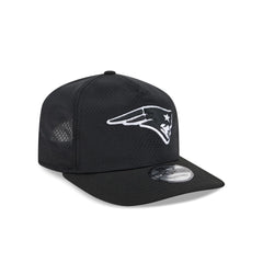 New England Patriots Black & White Mesh 19TWENTY Trucker Hat