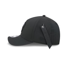 Alpha Industries x Calgary Flames Nylon Black 9FORTY M-Crown A-Frame Snapback Hat