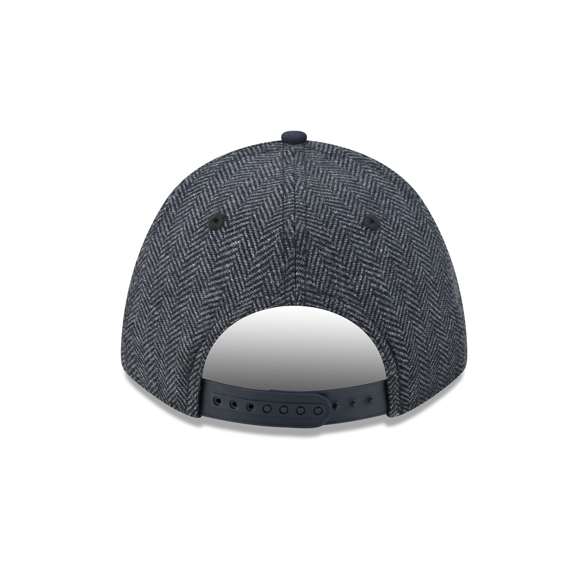 Atlanta Braves Faux Wool 9FORTY M-Crown Snapback Hat