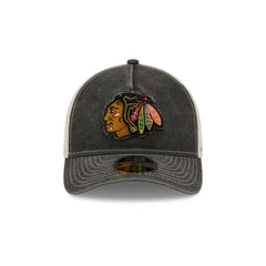 Chicago Blackhawks Frayed Logo 9FORTY M-Crown A-Frame Trucker Hat