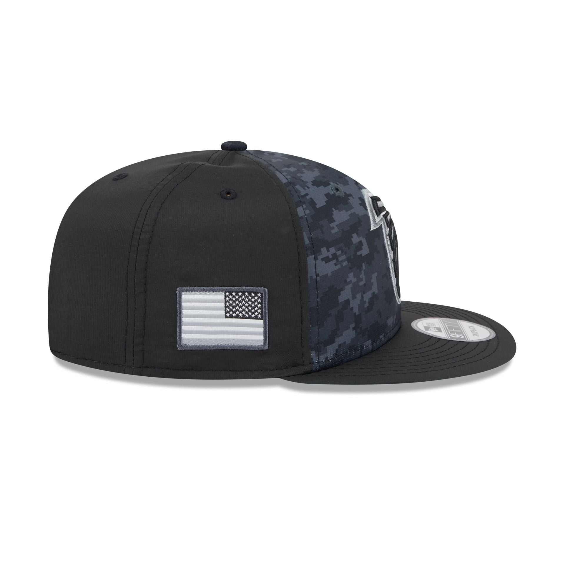 Atlanta Falcons 2026 Salute to Service 9FIFTY Snapback Hat