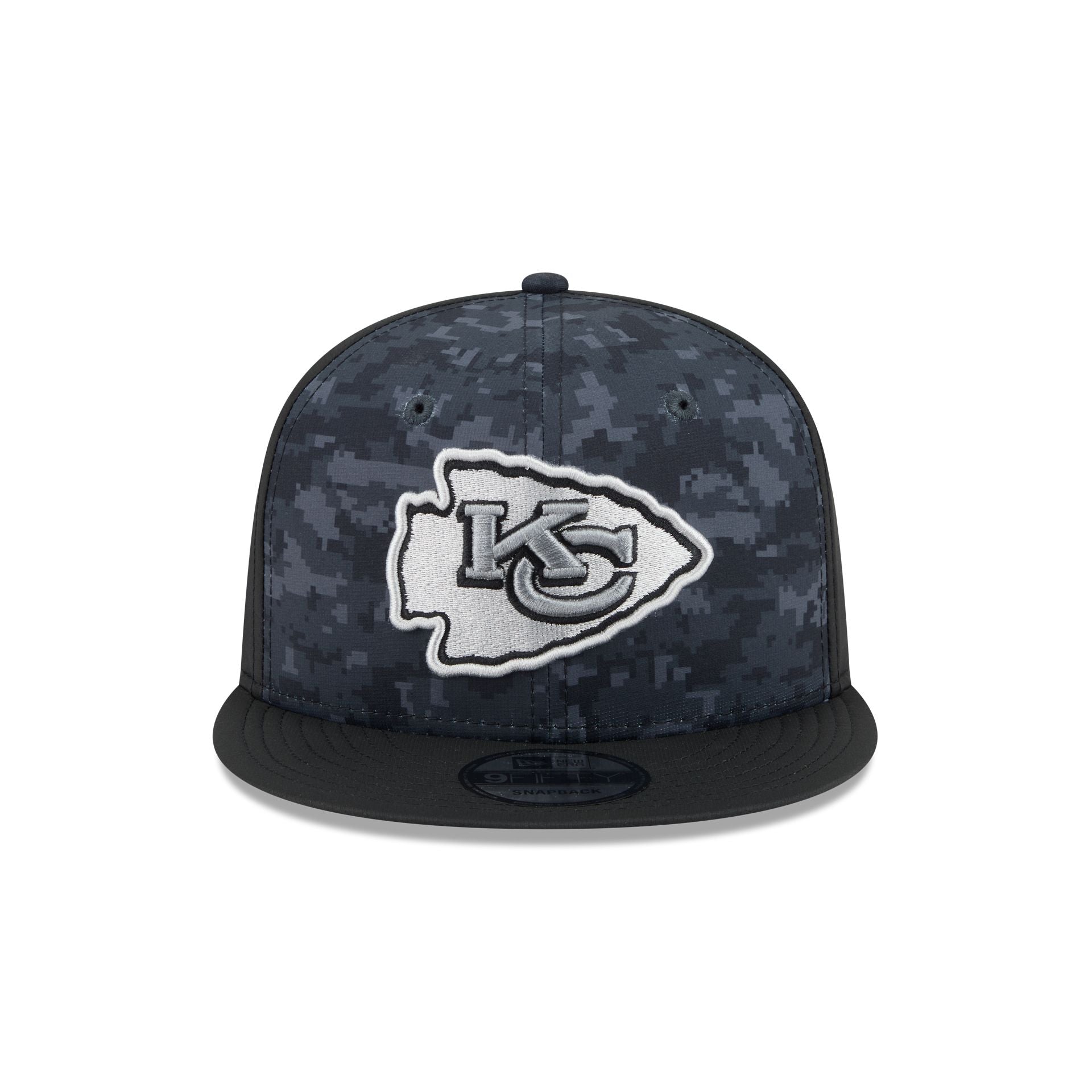 Kansas City Chiefs 2026 Salute to Service 9FIFTY Snapback Hat