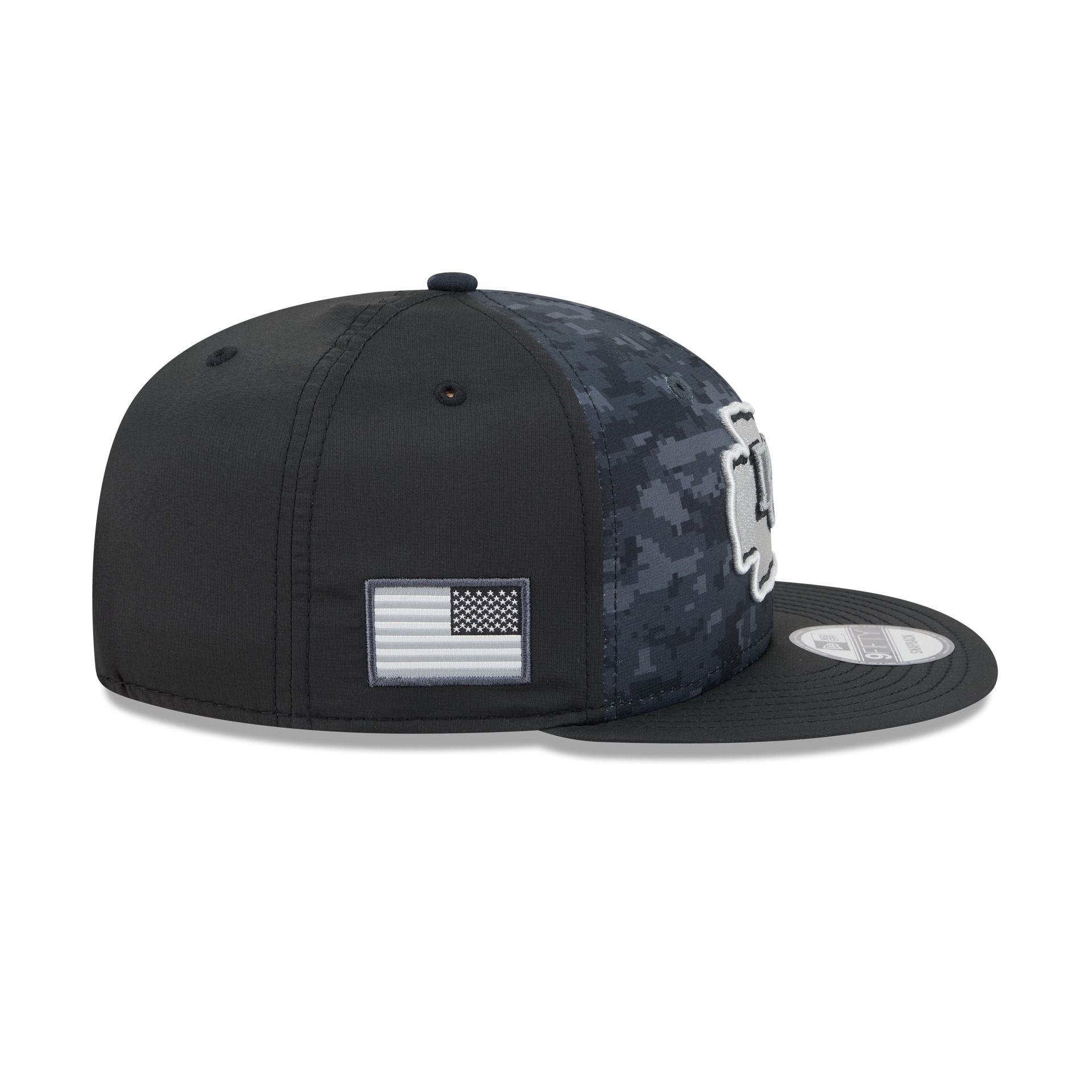 Kansas City Chiefs 2026 Salute to Service 9FIFTY Snapback Hat