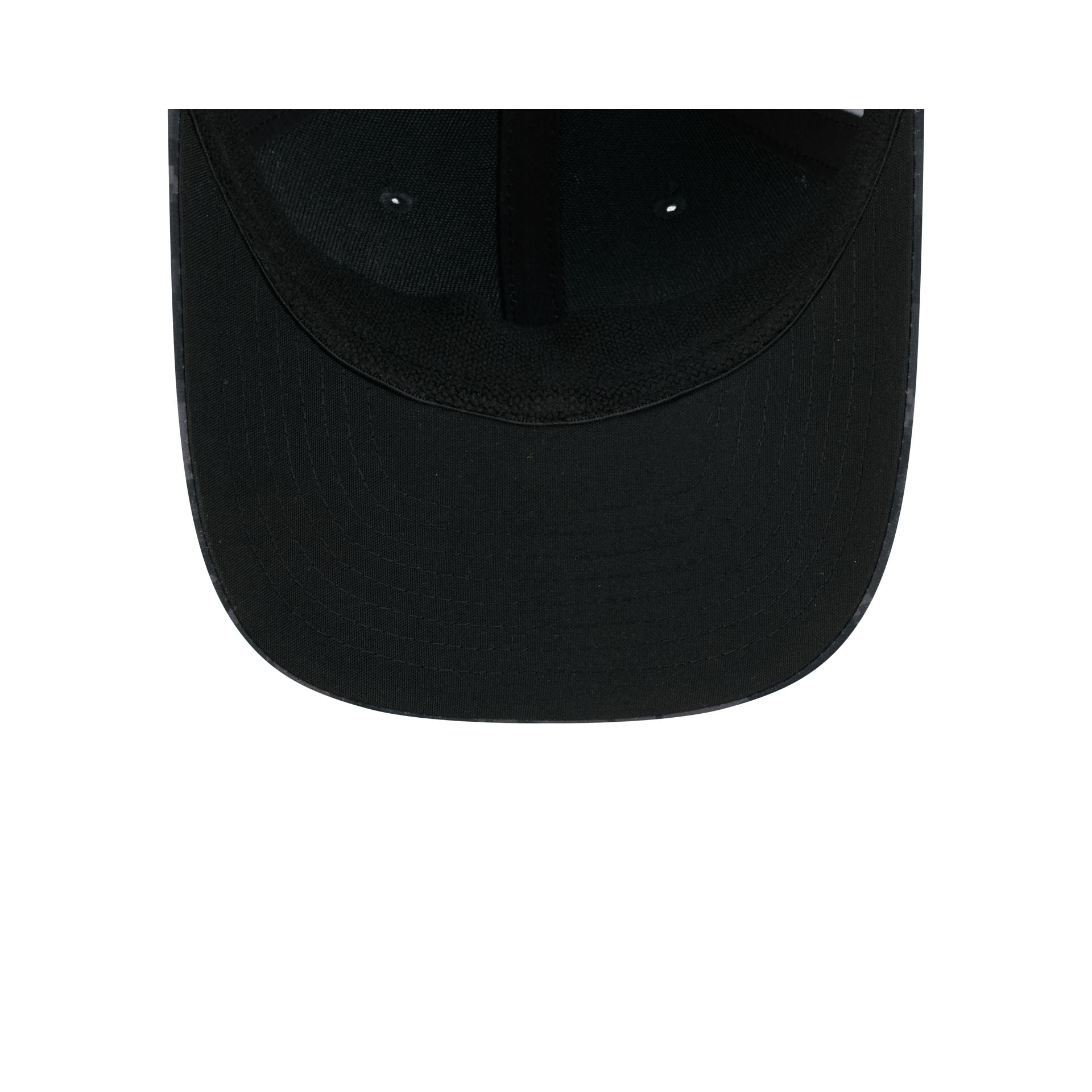 Carolina Panthers 2026 Salute to Service 39THIRTY M-Crown Stretch Fit Hat