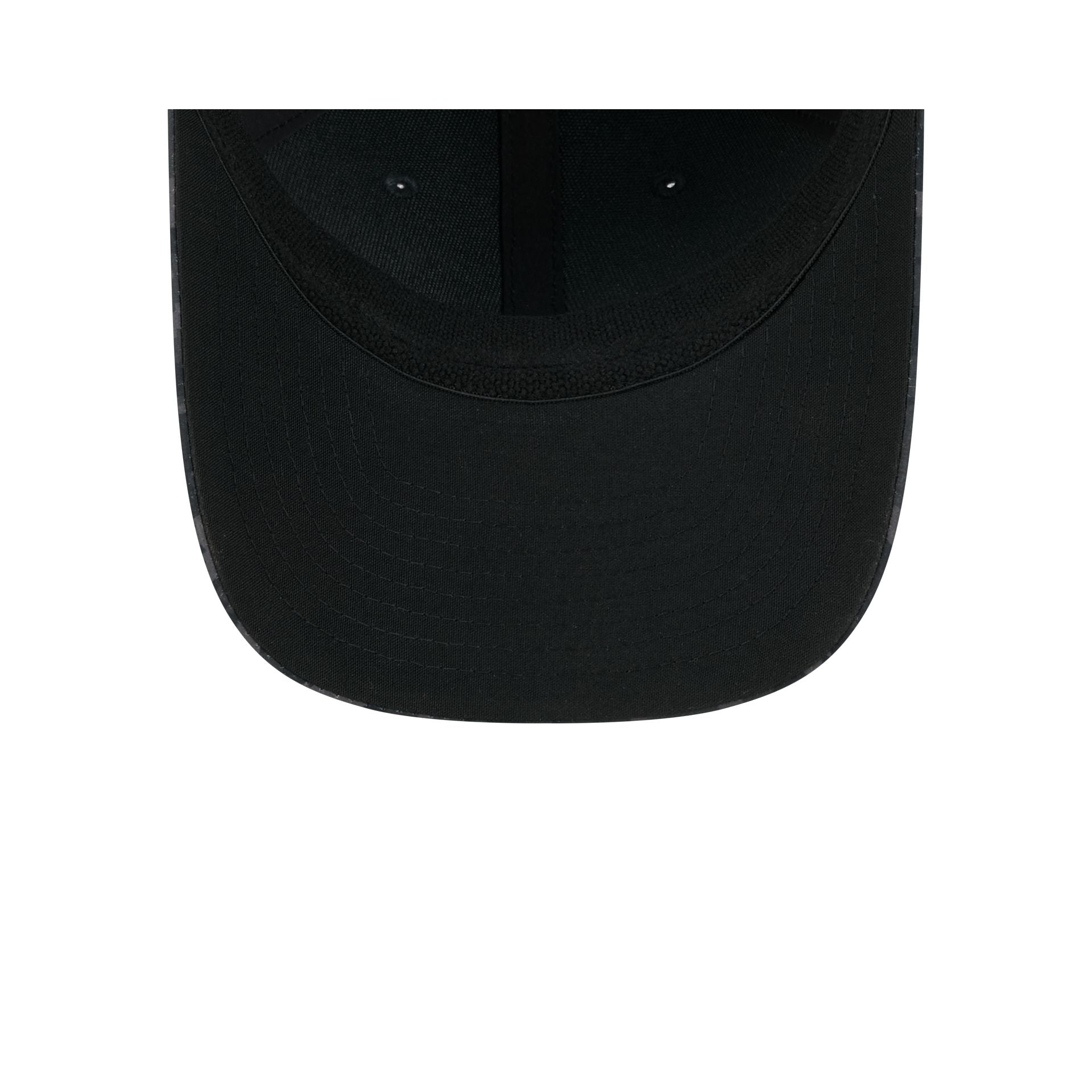 Atlanta Falcons 2026 Salute to Service 39THIRTY M-Crown Stretch Fit Hat
