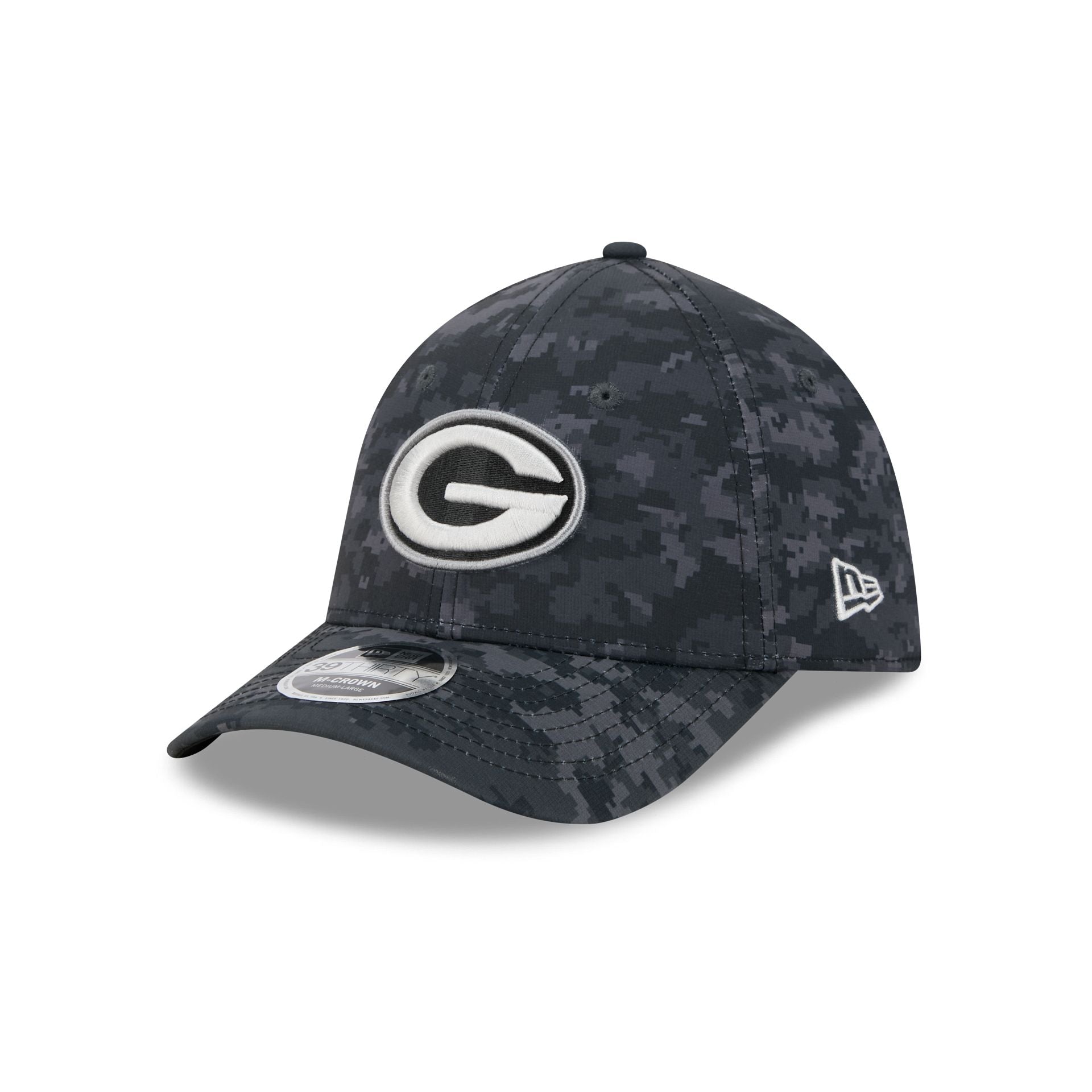 Green Bay Packers 2026 Salute to Service 39THIRTY M-Crown Stretch Fit Hat