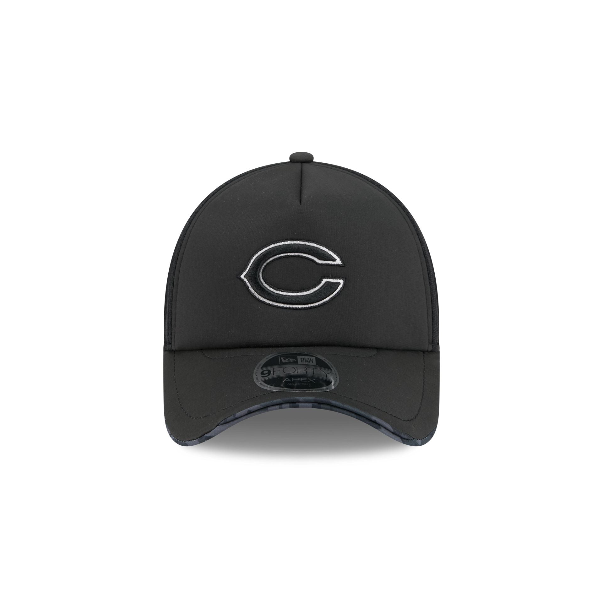 Chicago Bears 2026 Salute to Service 9FORTY APEX Snapback Hat