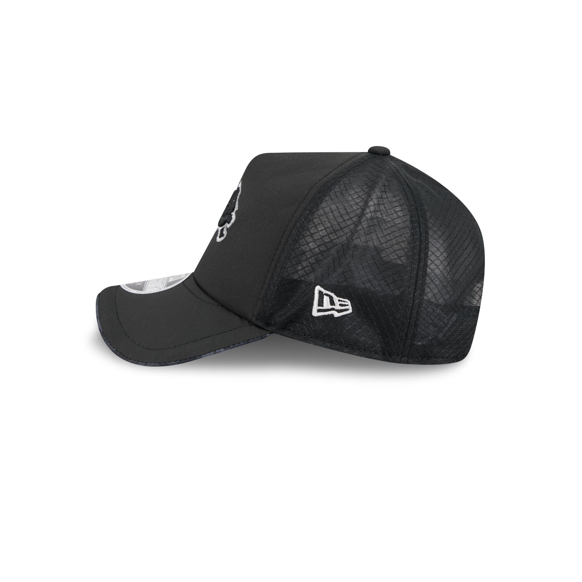 Detroit Lions 2026 Salute to Service 9FORTY APEX Snapback Hat