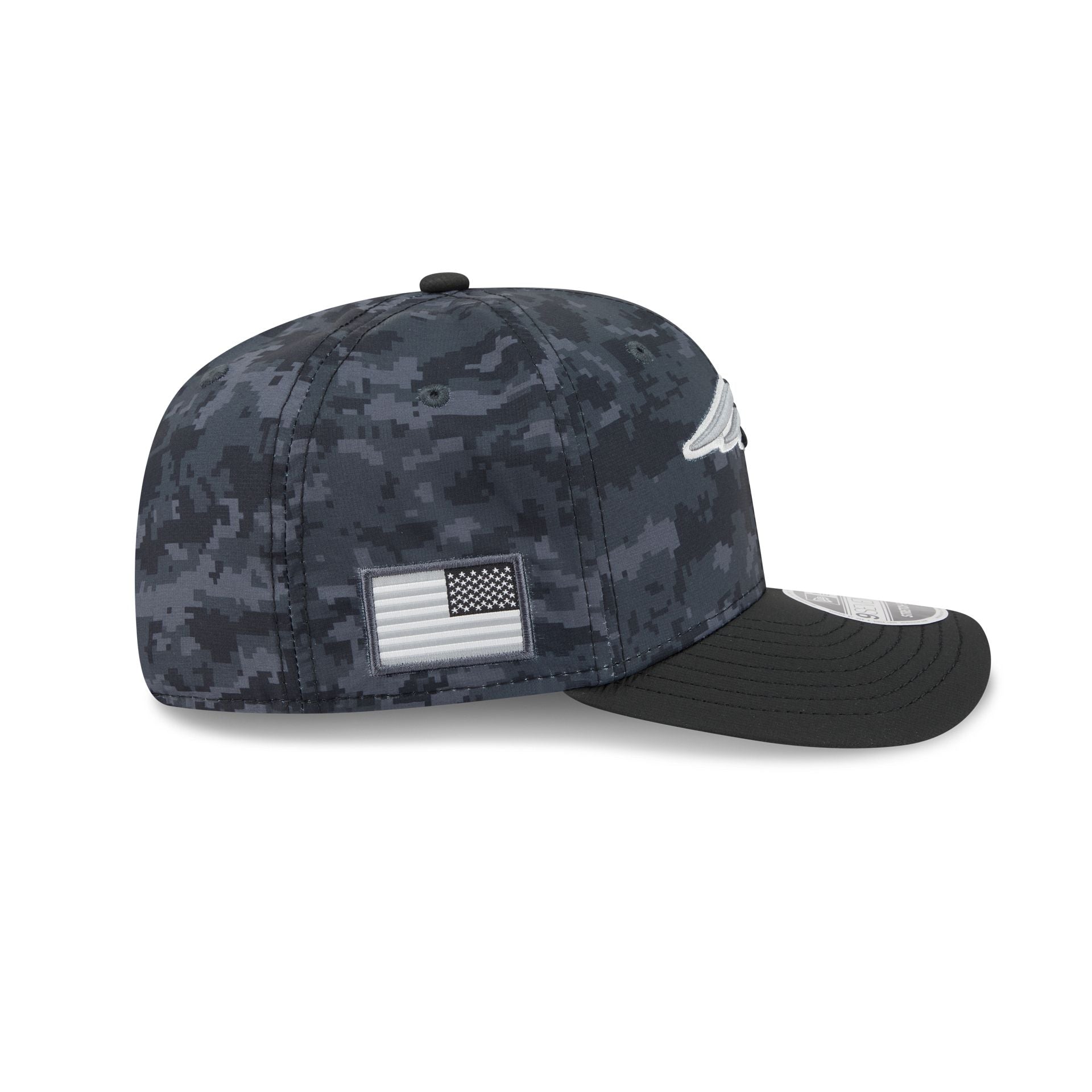 New England Patriots 2026 Salute to Service 9SEVENTY Stretch-Snap Hat