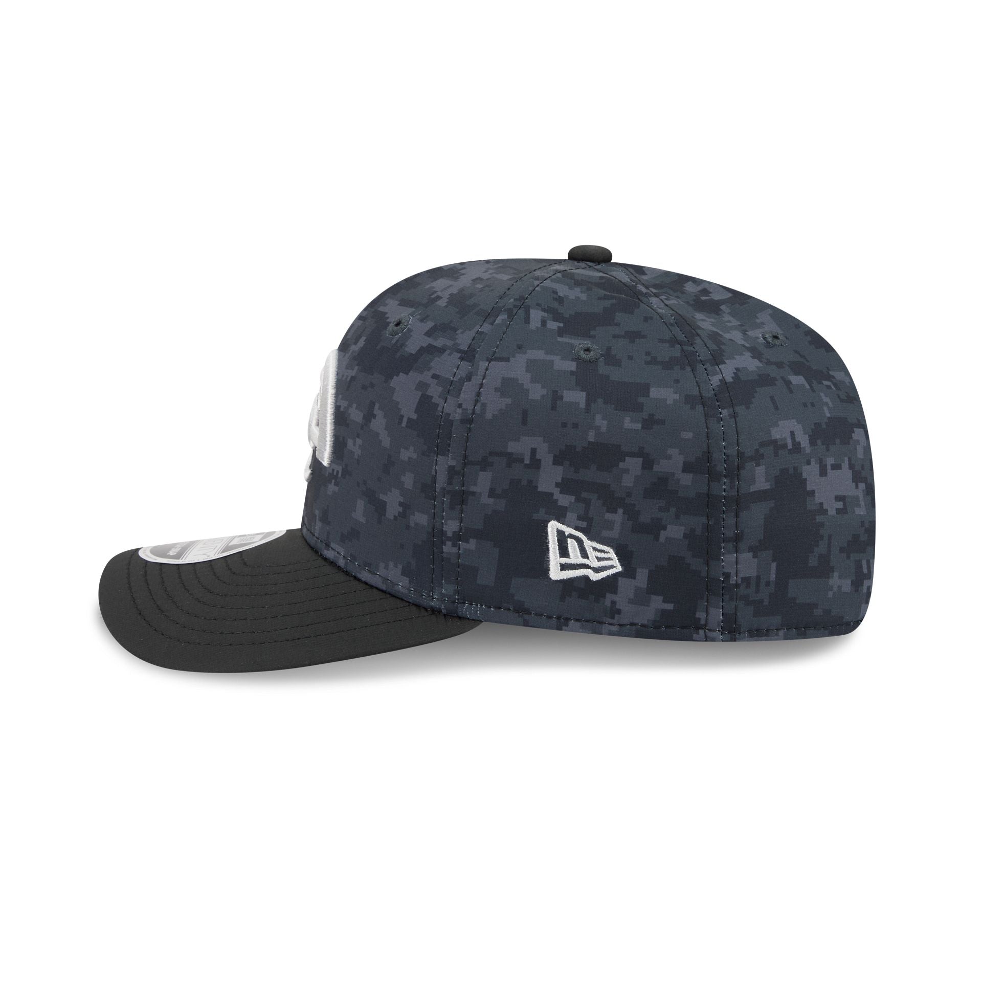 Los Angeles Rams 2026 Salute to Service 9SEVENTY Stretch-Snap Hat