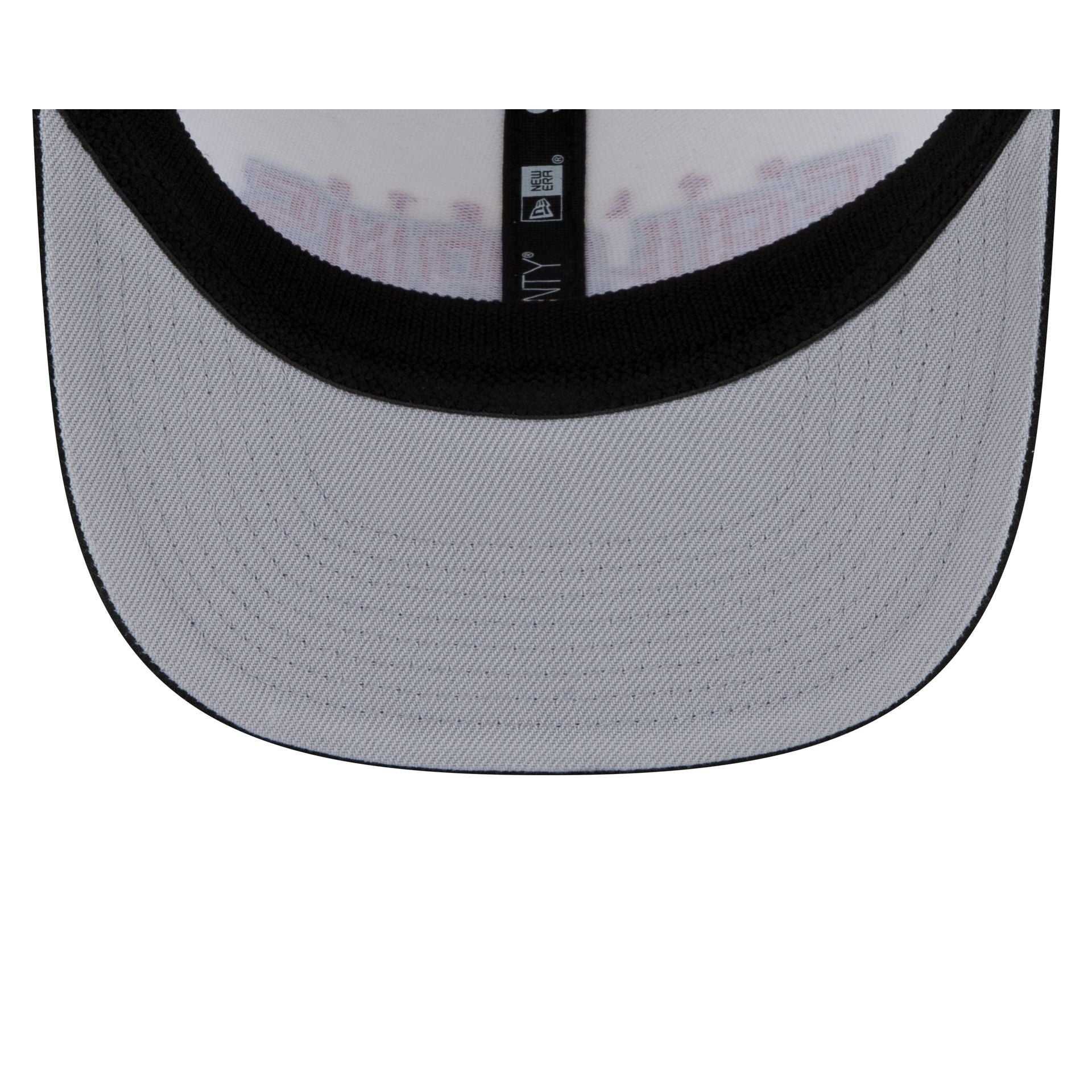 Disney x Atlanta Falcons 9SEVENTY Stretch-Snap Hat